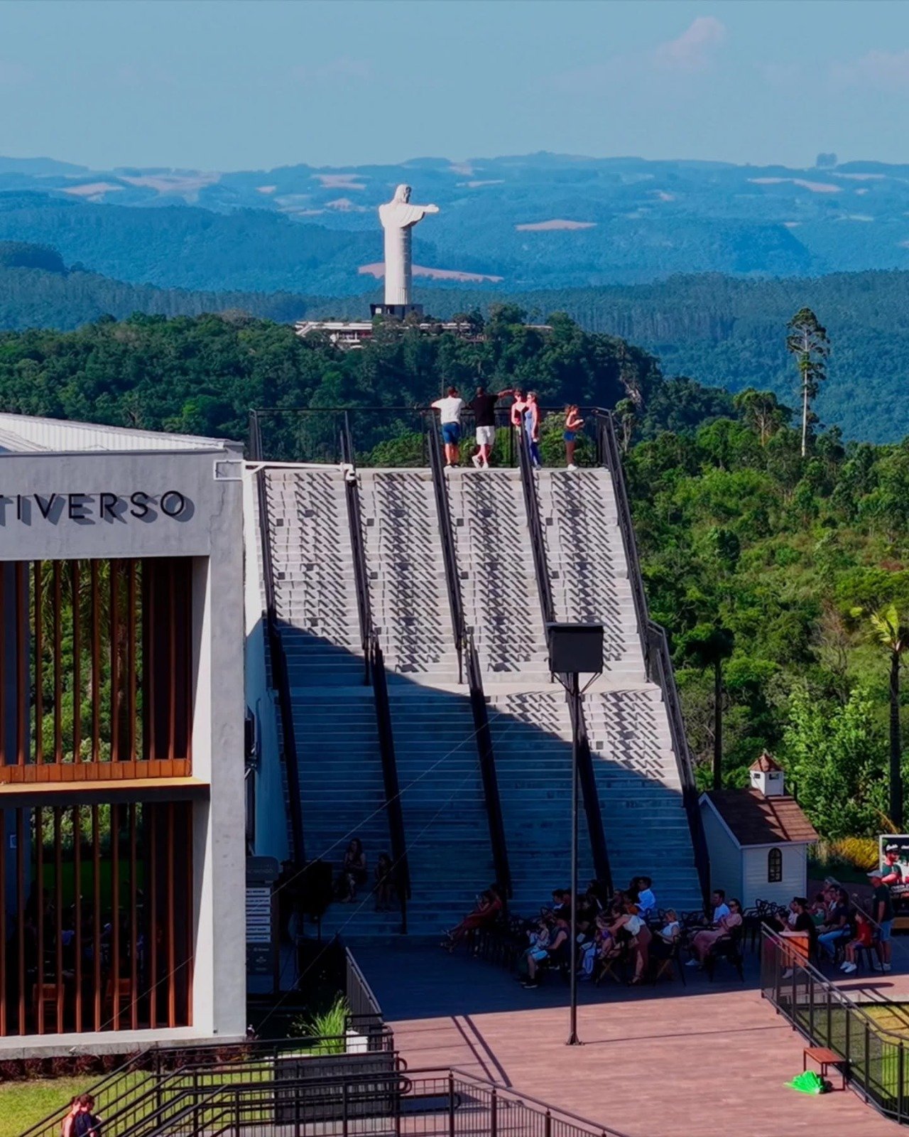 Cristo Protetor e Encantos do Vale do Taquari